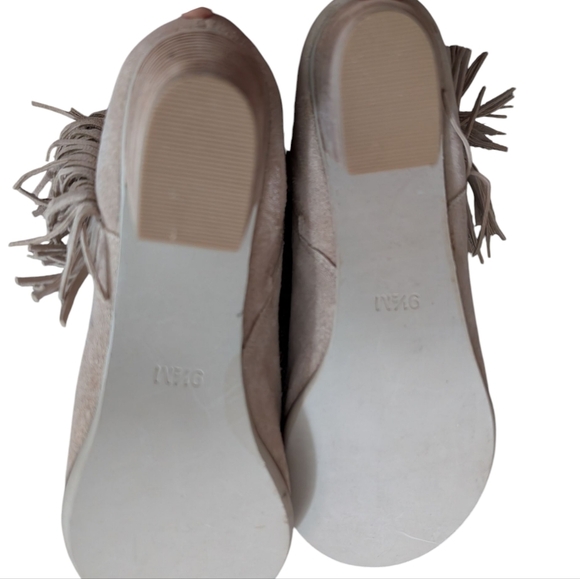 Matisse Cloey Fringe Booties- EUC. - Picture 4 of 5